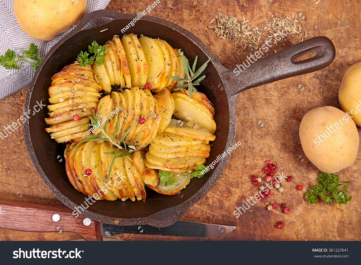 Картофель запеченный по шведски