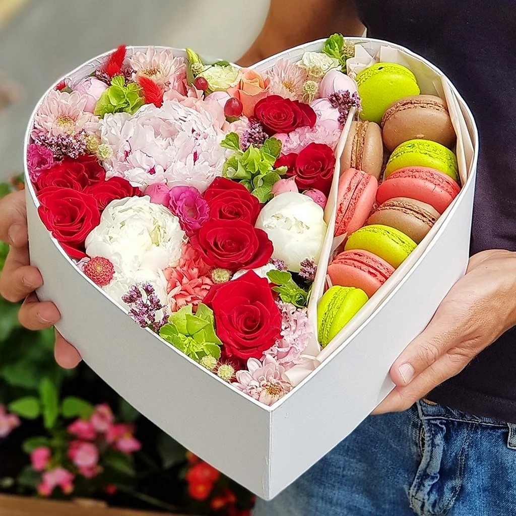 Коробка с цветами