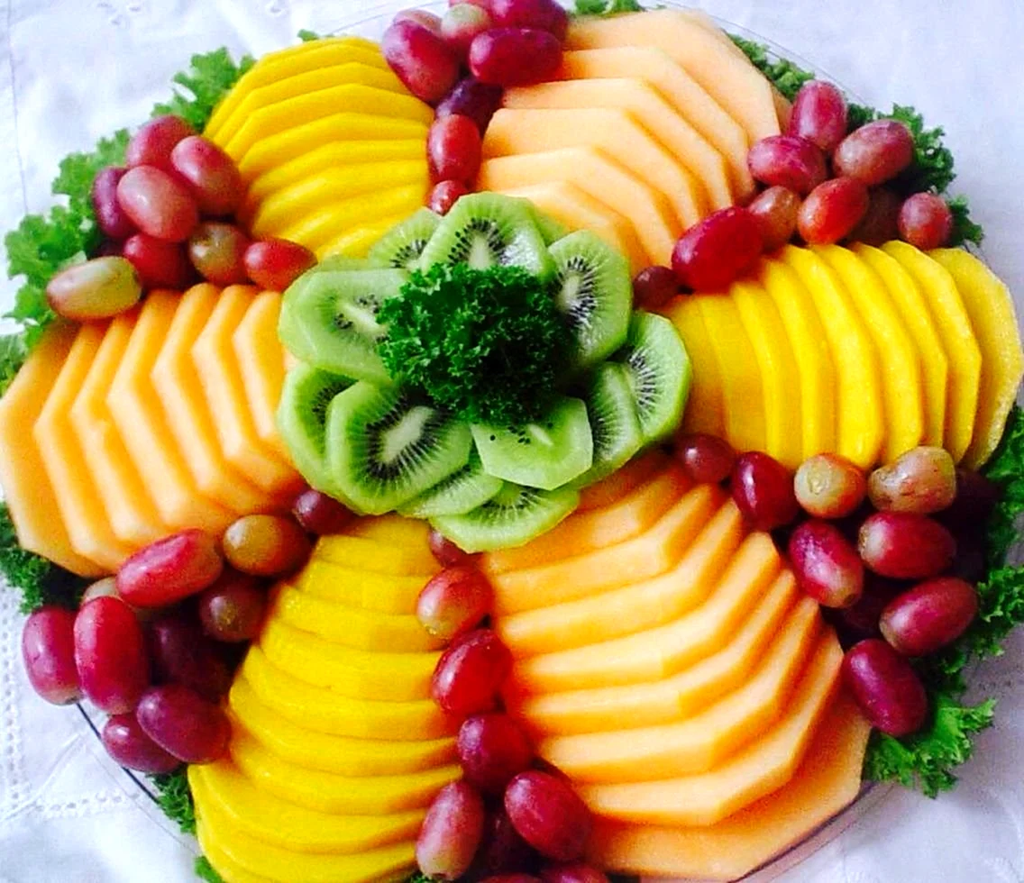 Красивая нарезка овощей и фруктов