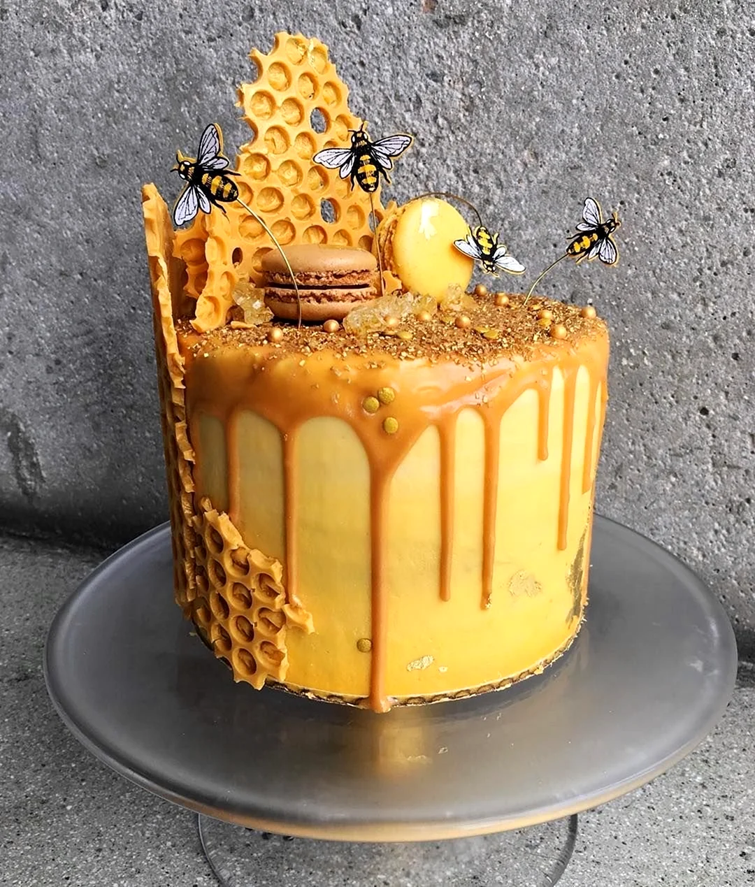 Медовик пчелиный улей