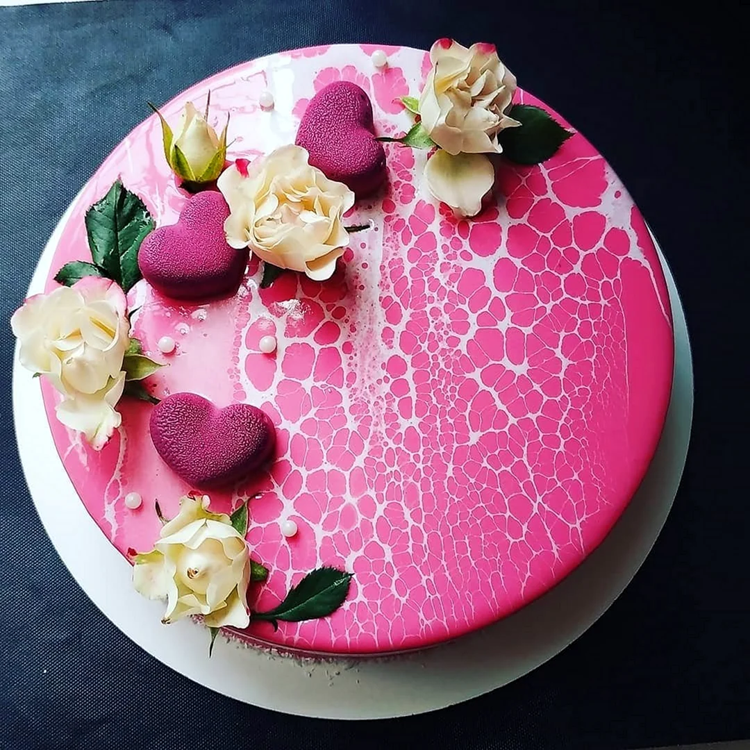 Муссовый торт розовый