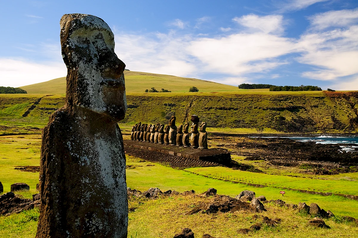 Остров Пасхи статуи Моаи