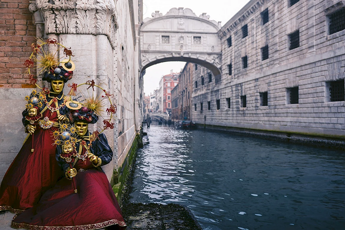 Парад лодок Венеция карнавал