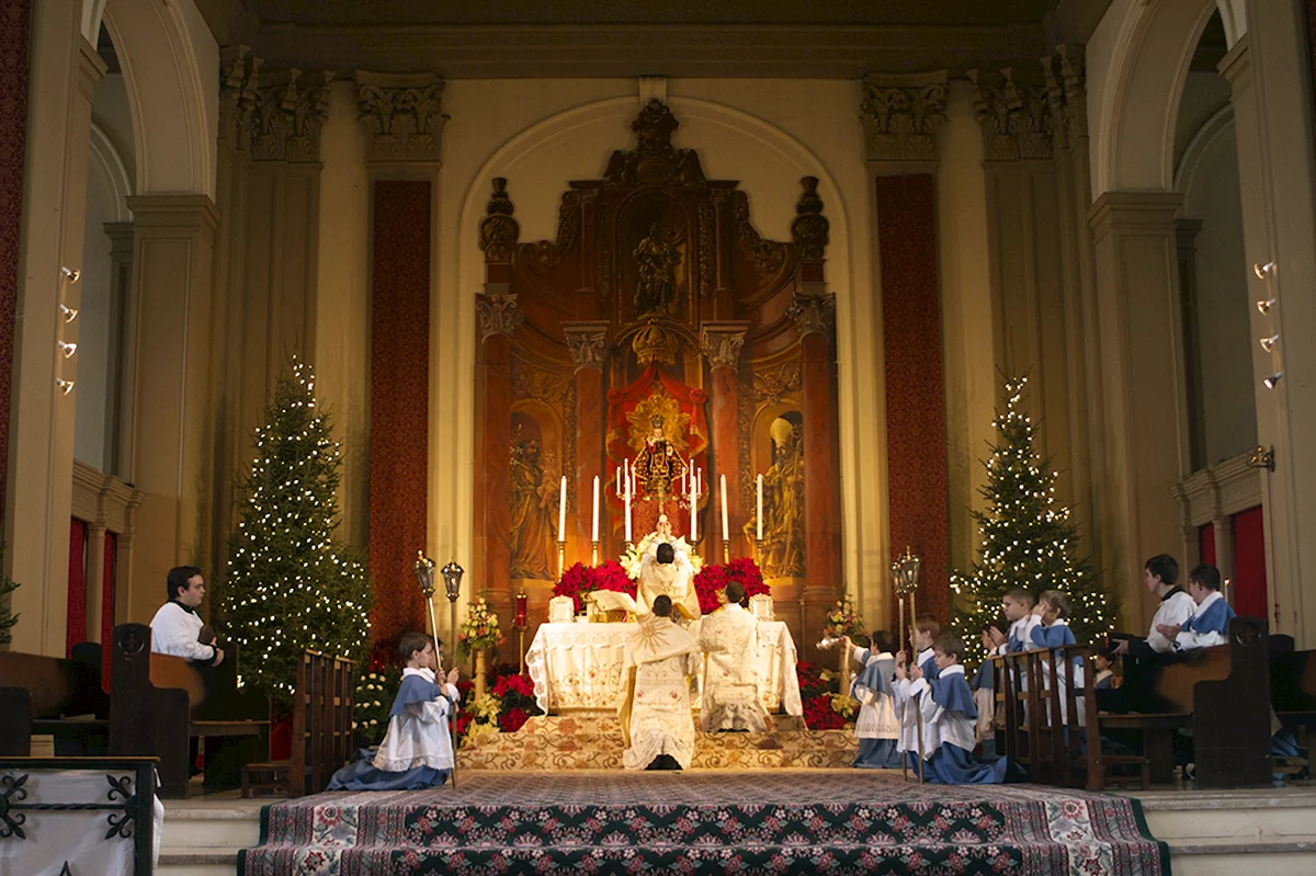 Рождественская месса в католическом храме