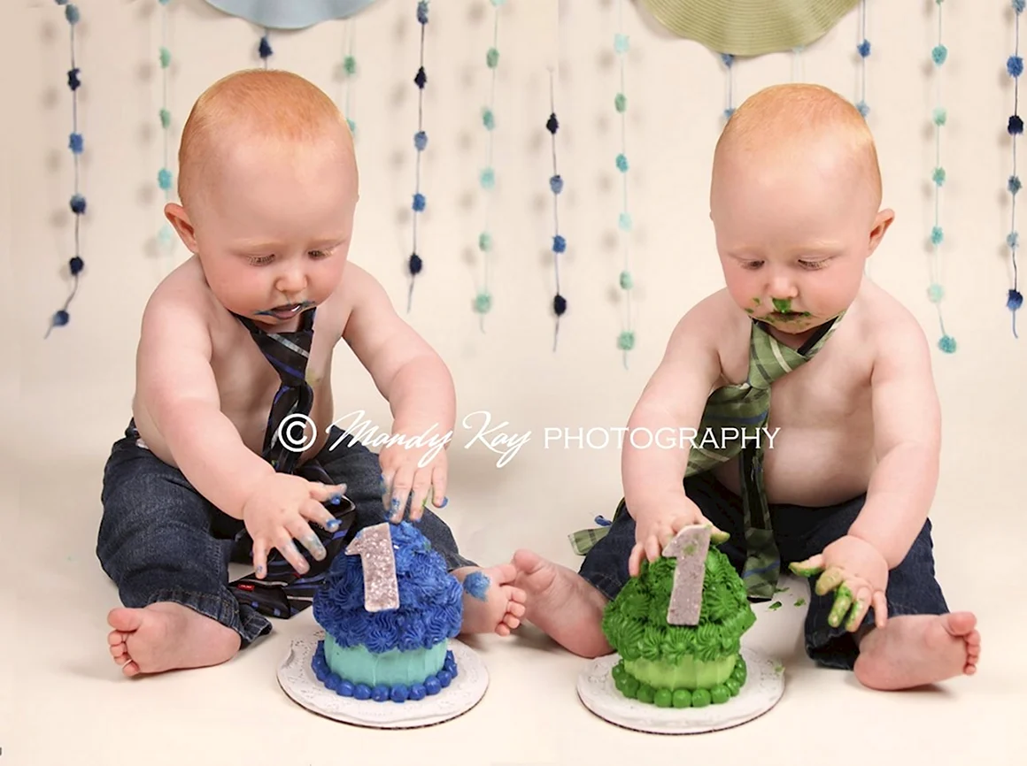 С днем рождения двойняшек мальчика 1 год
