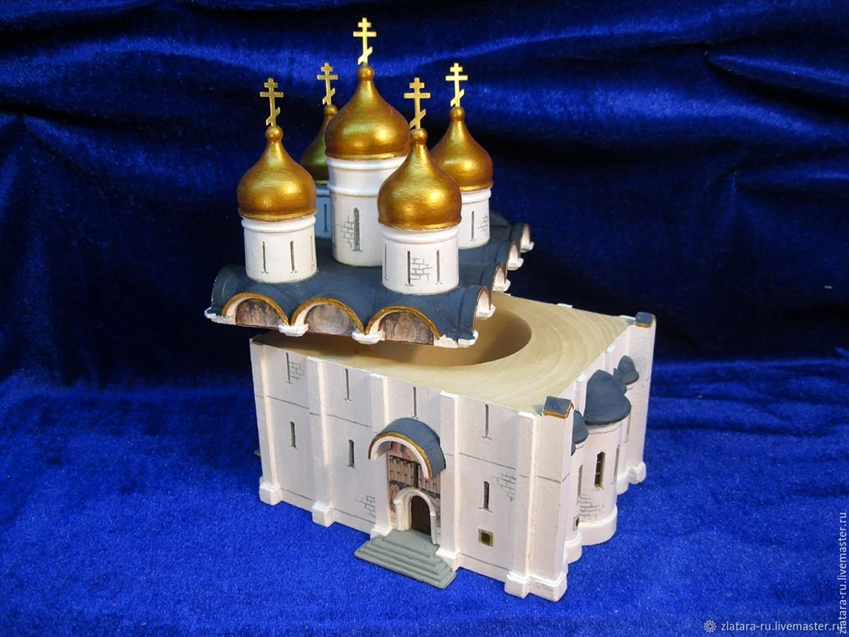 Сборная модель умная бумага Покровский храм ставропигиального женского монастыря