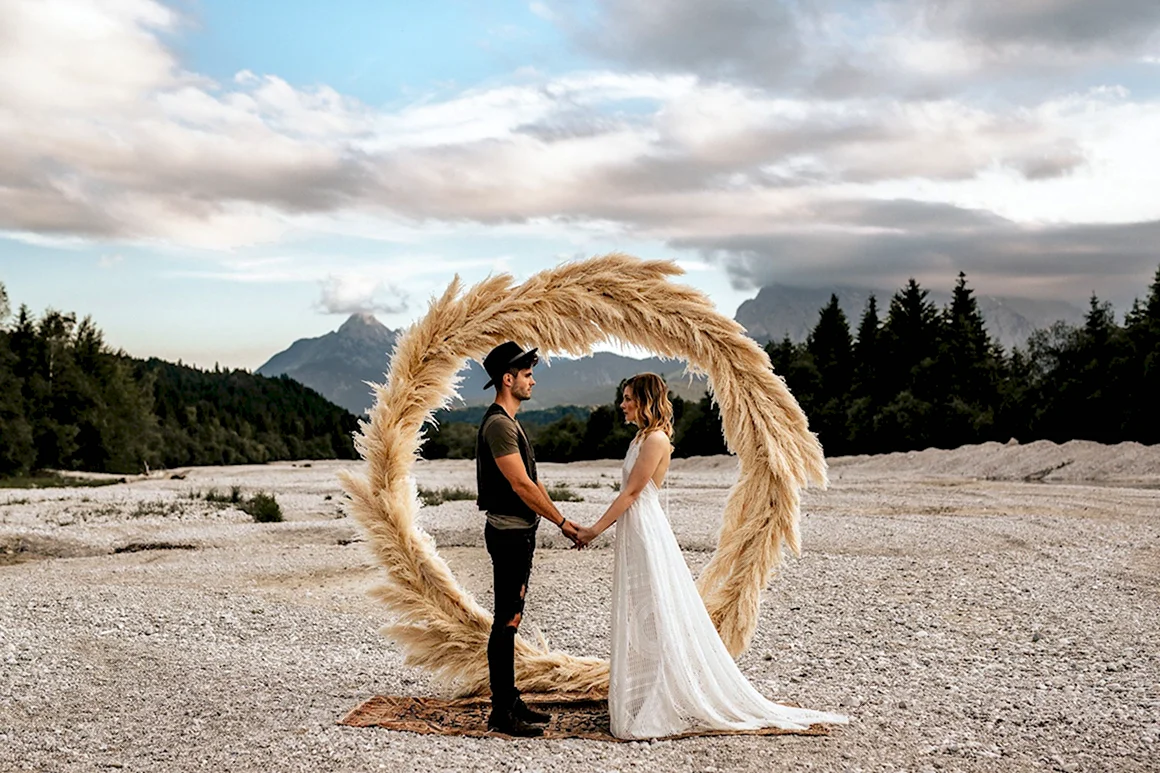 Свадебная арка из пшеницы