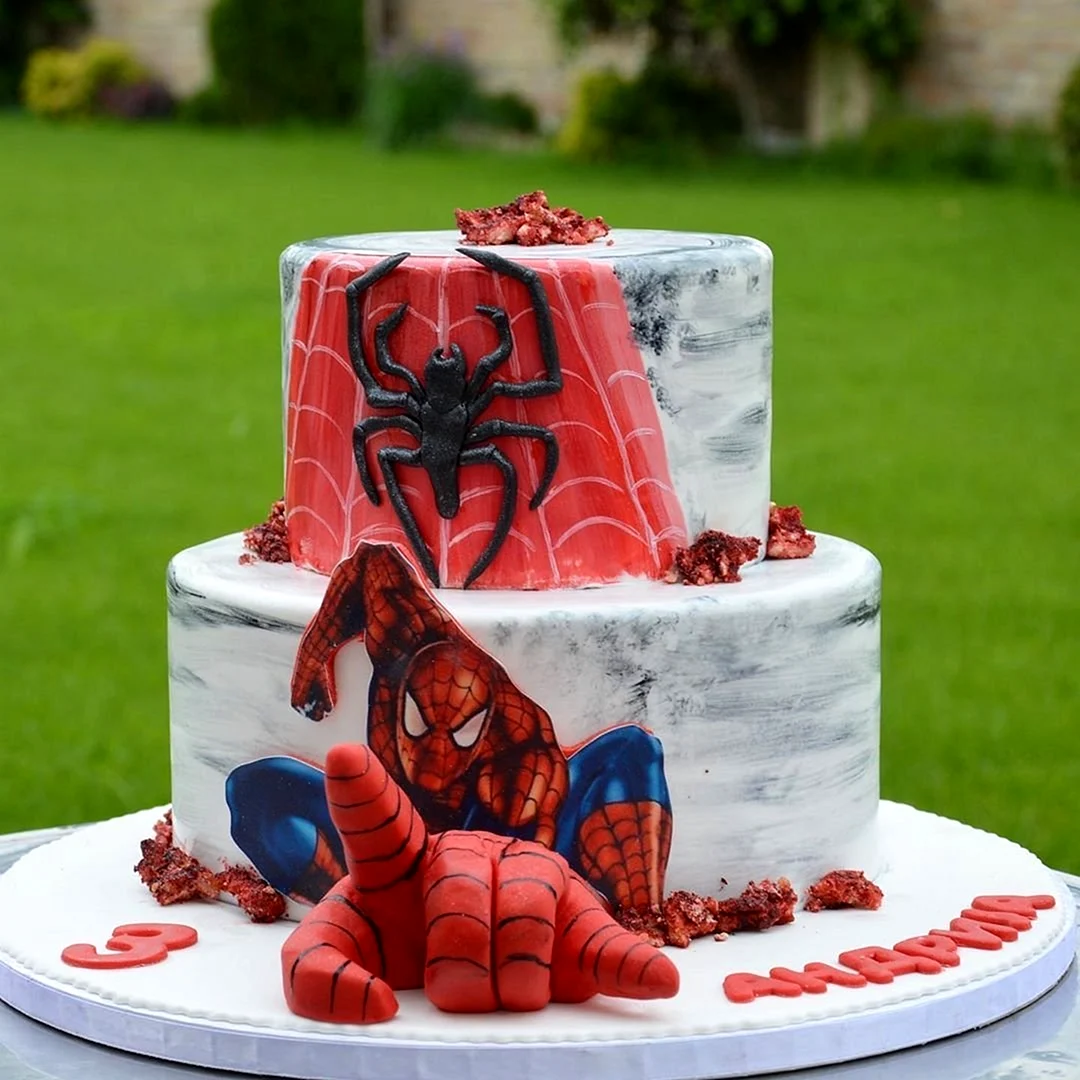 Торт двухярусный человек паук