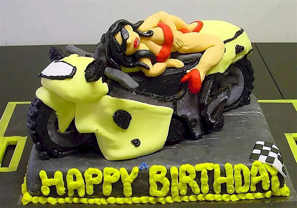 Торт с «мотоциклом»