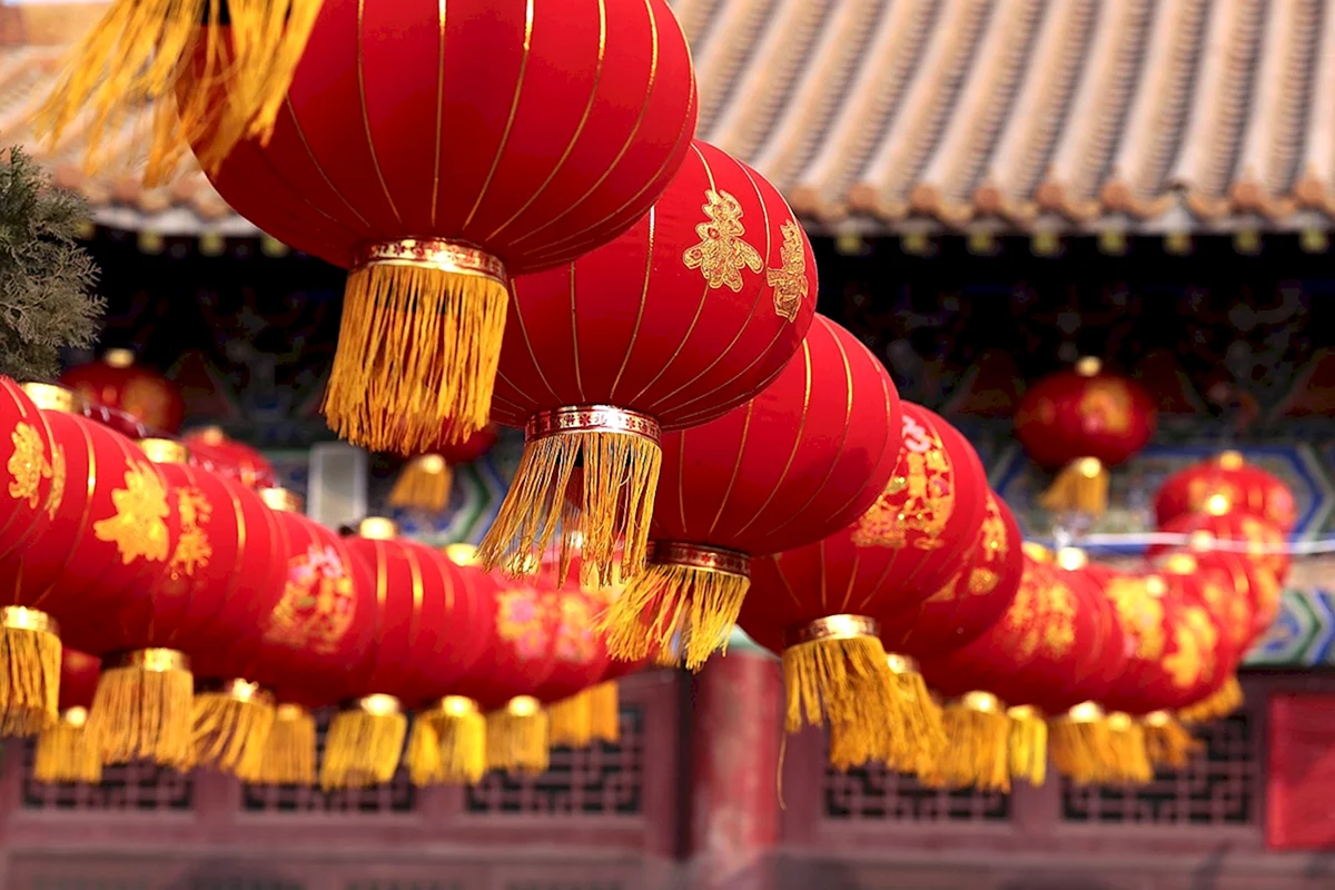 Традиционный китайский фонарь