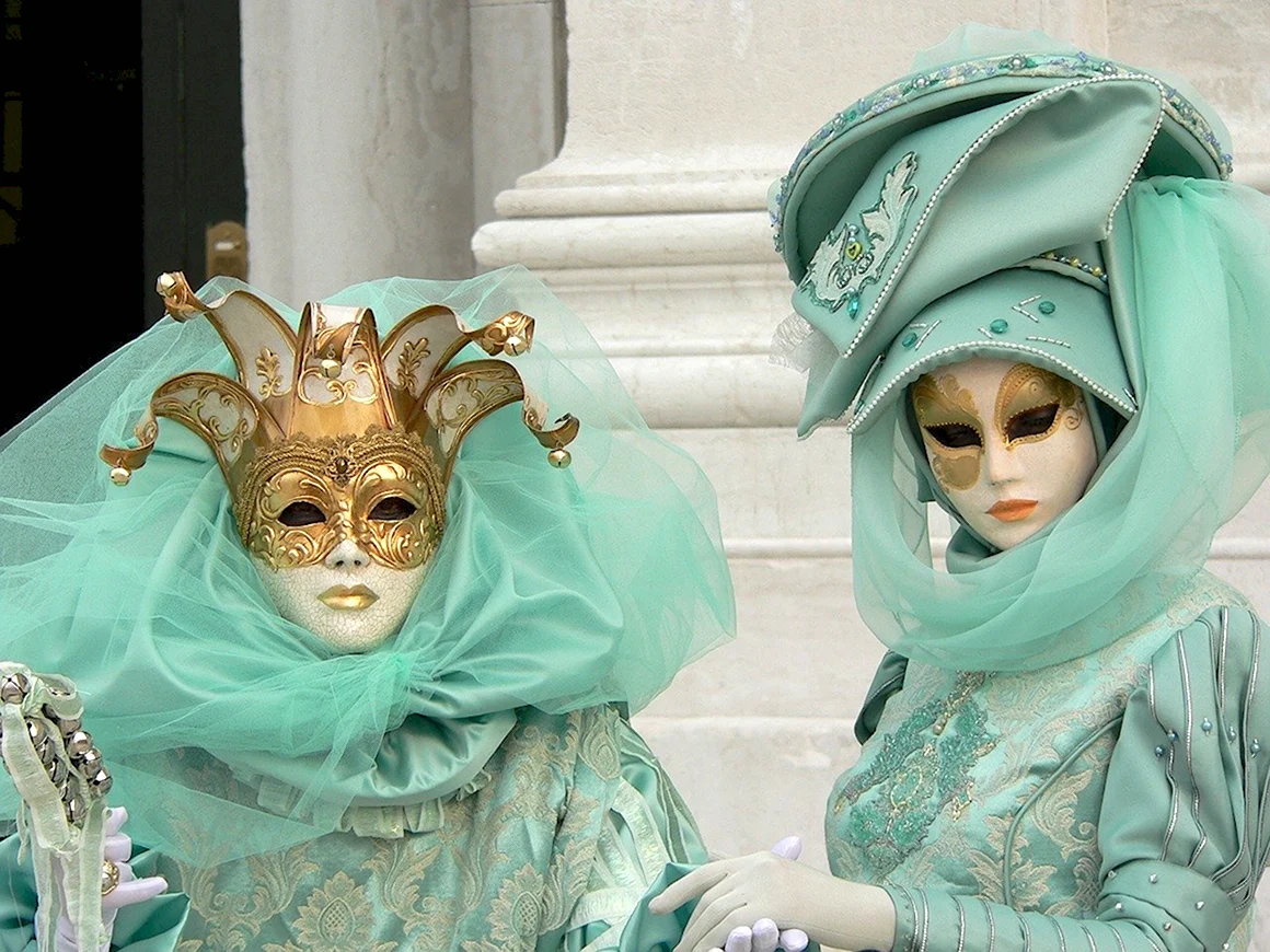 Венецианская маска Маттачино