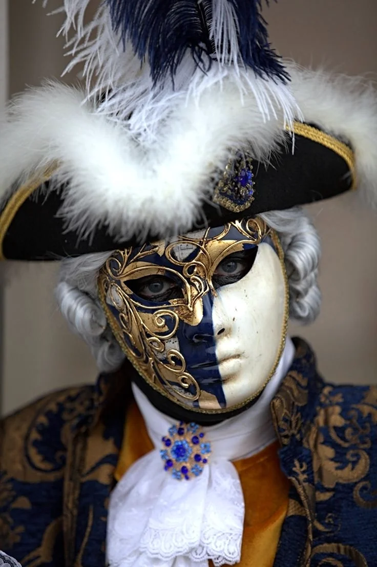 Венецианский карнавал Баута