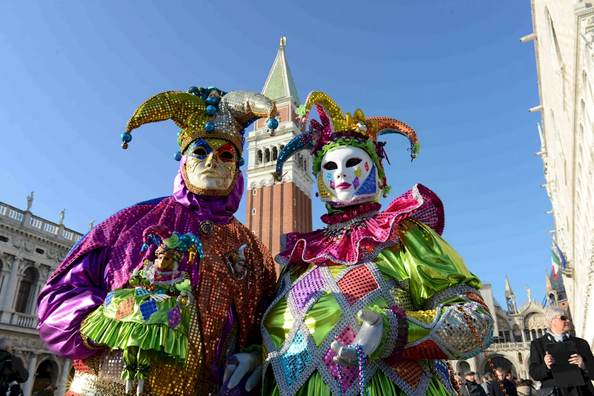 Венеция карнавал клоуны
